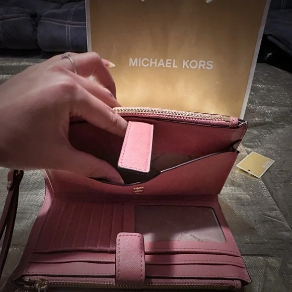 Michael Kors Pink Satchel with Gold Hardware and Top Handle with wallet combo - Picture 16 of 17